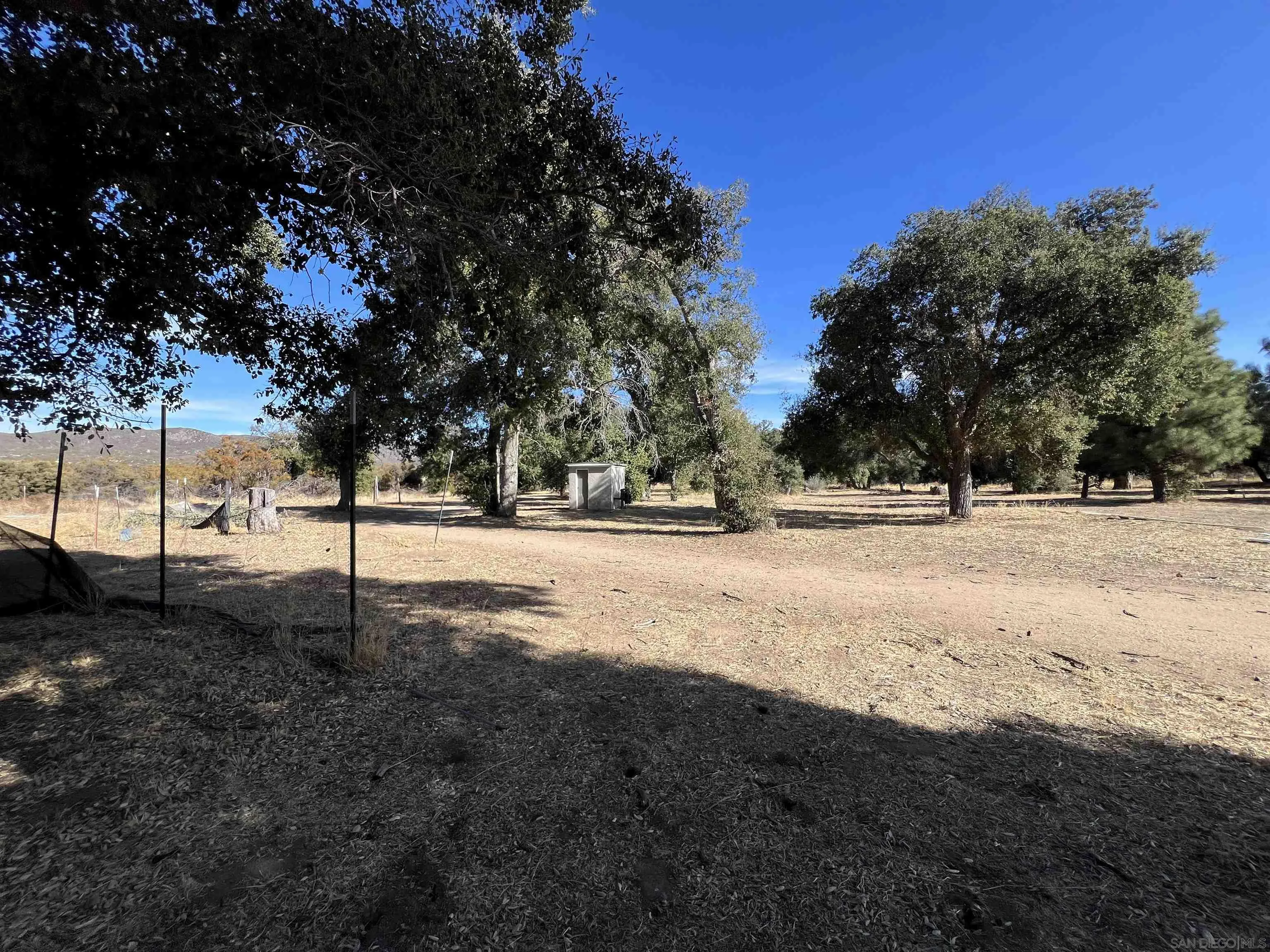 https://cdn.realtyfeed.com/cdn/127/250045393/2f0531fb48ecc0cb051a0d7a6991bfef.webp