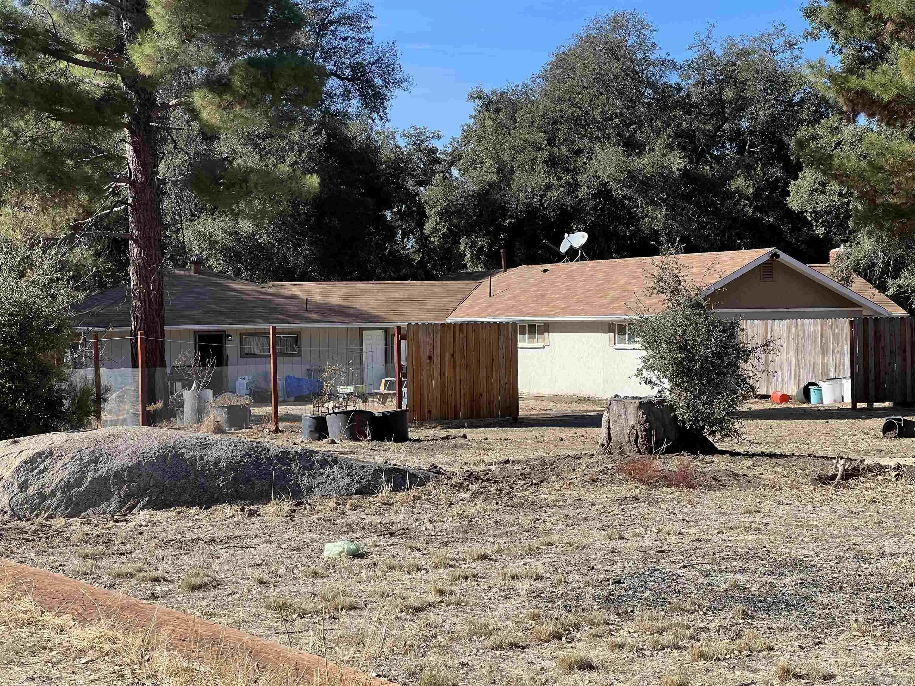 https://cdn.realtyfeed.com/cdn/127/250045393/48cd34b39e89ebe81503cfbc5bdab333.webp