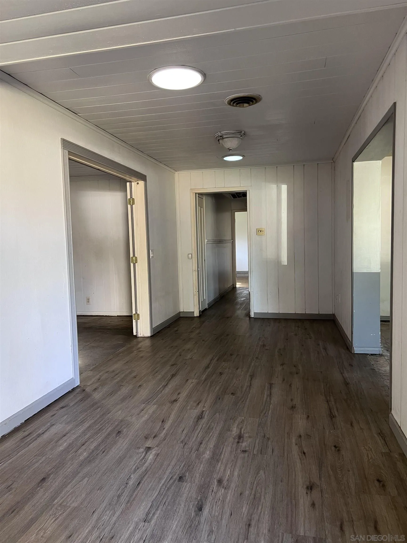 https://cdn.realtyfeed.com/cdn/127/250045393/4d3f5624212e6bb110839854d95cf23b.webp
