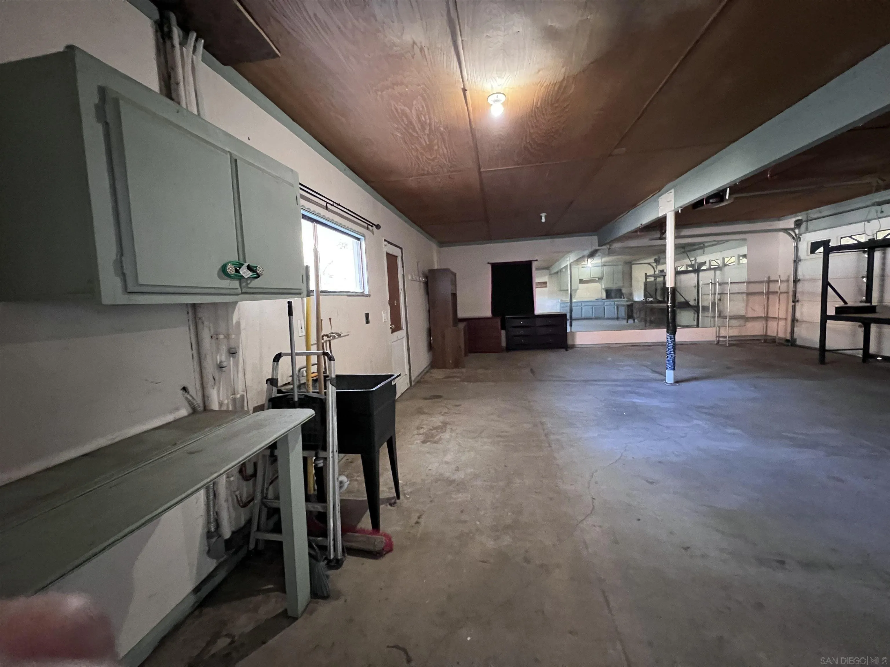 https://cdn.realtyfeed.com/cdn/127/250045393/8709ae6bc9b685e945981d095fb7f3fd.webp