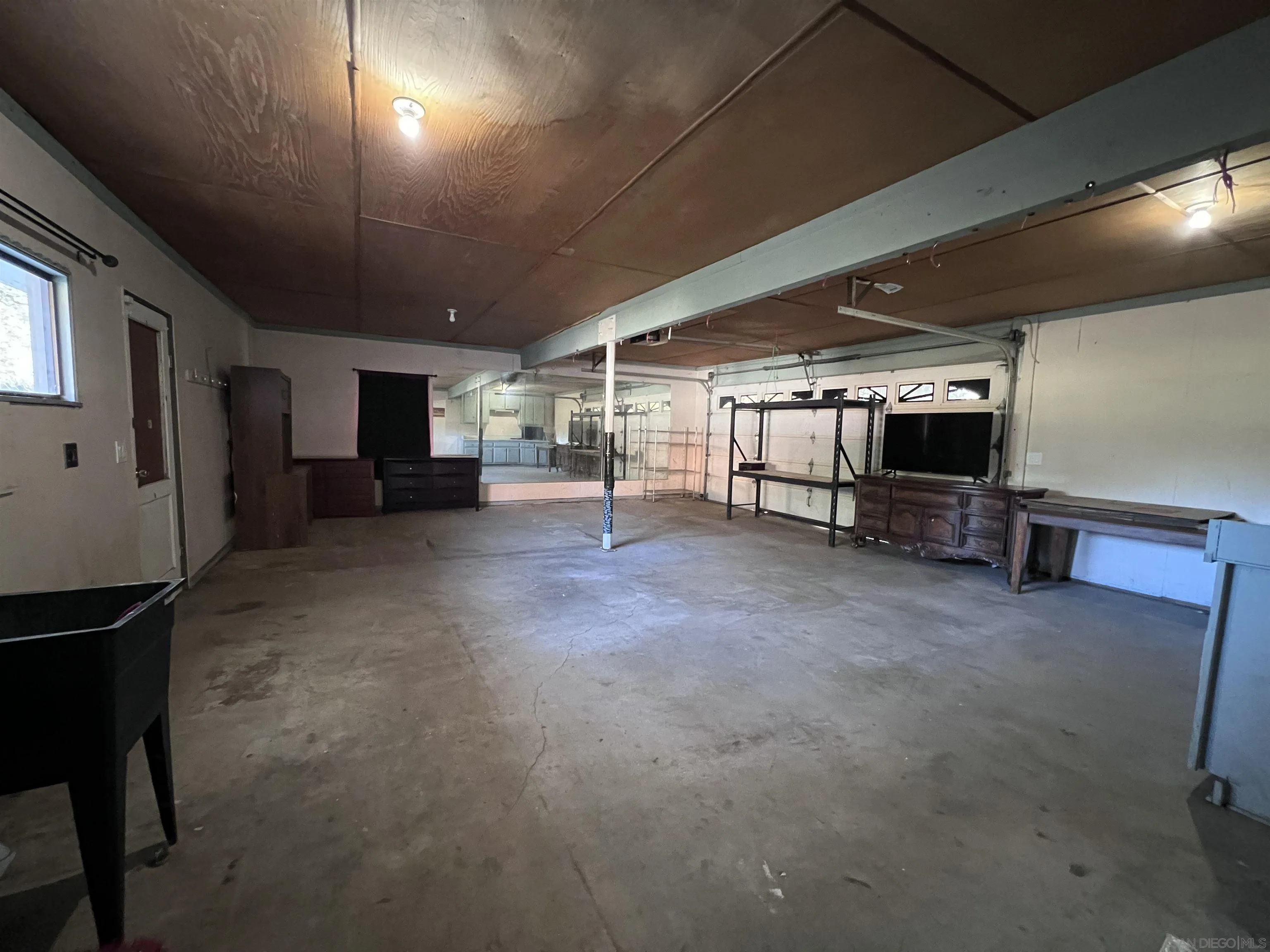 https://cdn.realtyfeed.com/cdn/127/250045393/a5a699feb0b9b34877d563ffc5b69fa7.webp