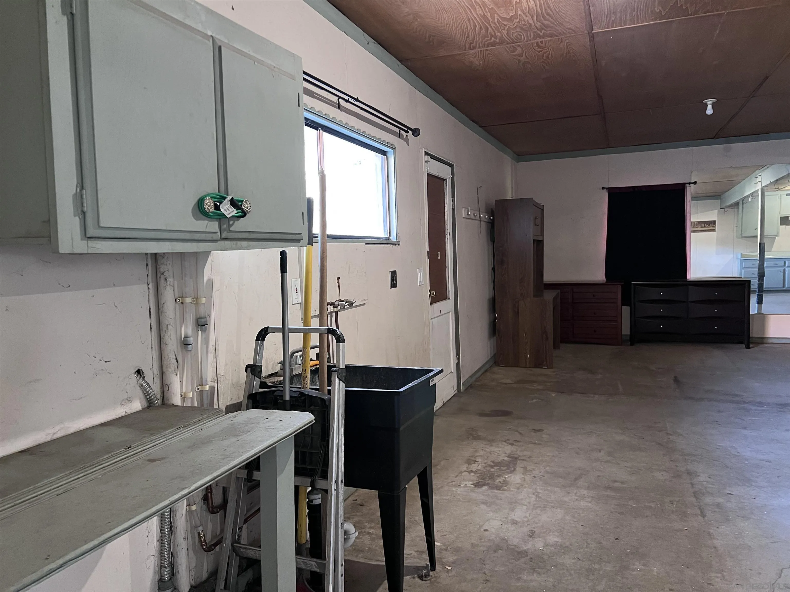 https://cdn.realtyfeed.com/cdn/127/250045393/bdbc42ac4fc305aba61a93cd8a37b4be.webp