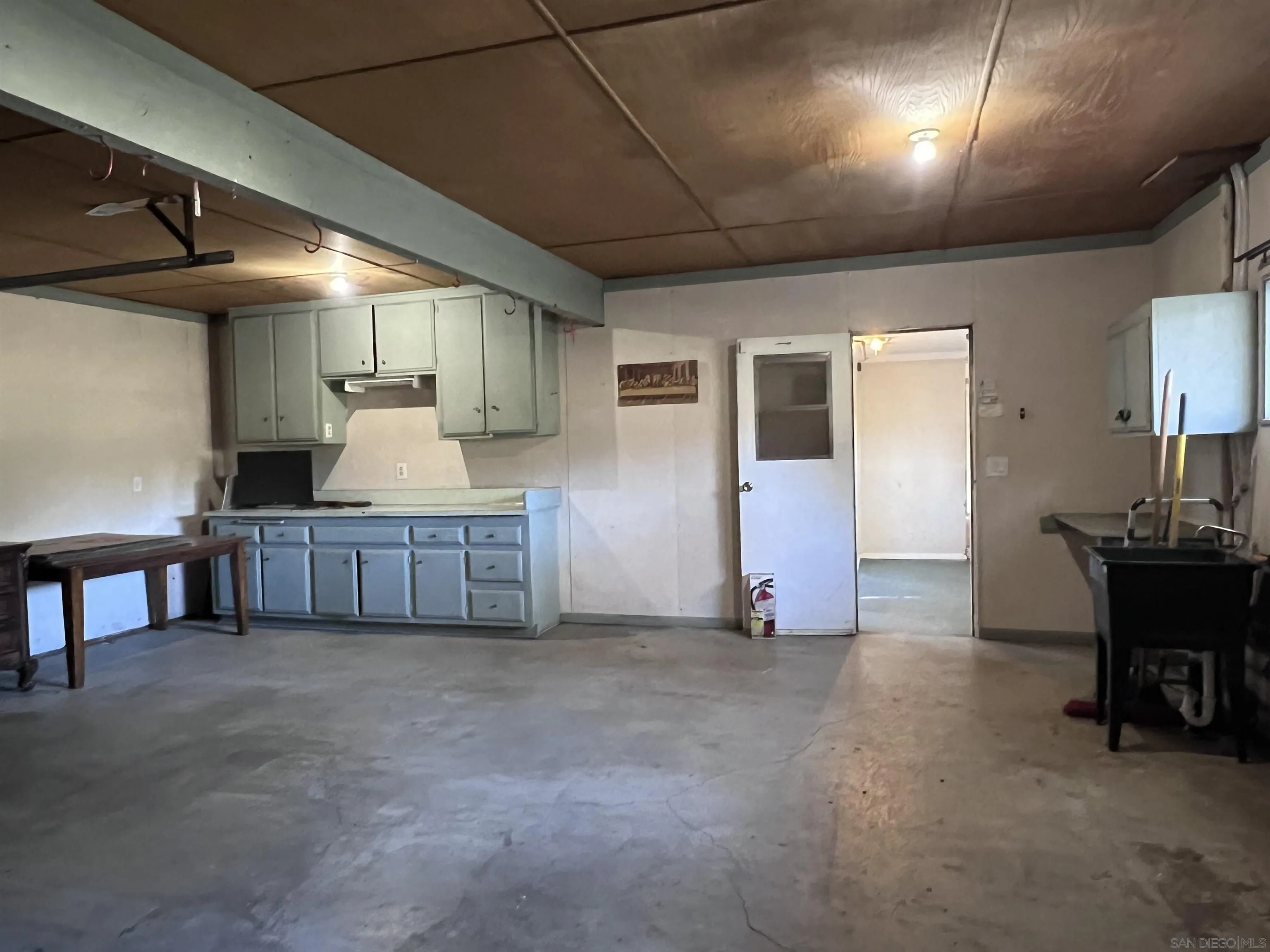 https://cdn.realtyfeed.com/cdn/127/250045393/bf7ab0dcdb2f72072dcc9f2978767b45.webp