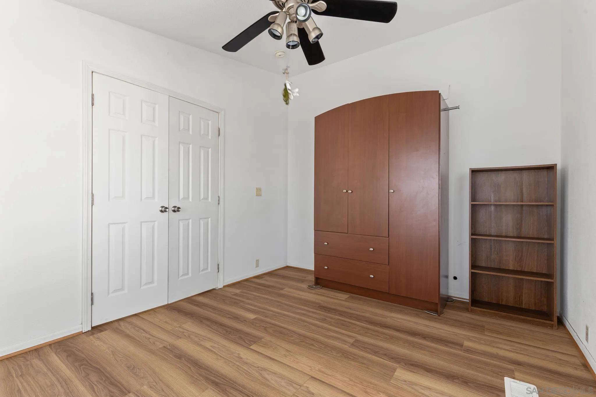 https://cdn.realtyfeed.com/cdn/127/250045394/5052e69d7089513580df0f6fc539272f.webp