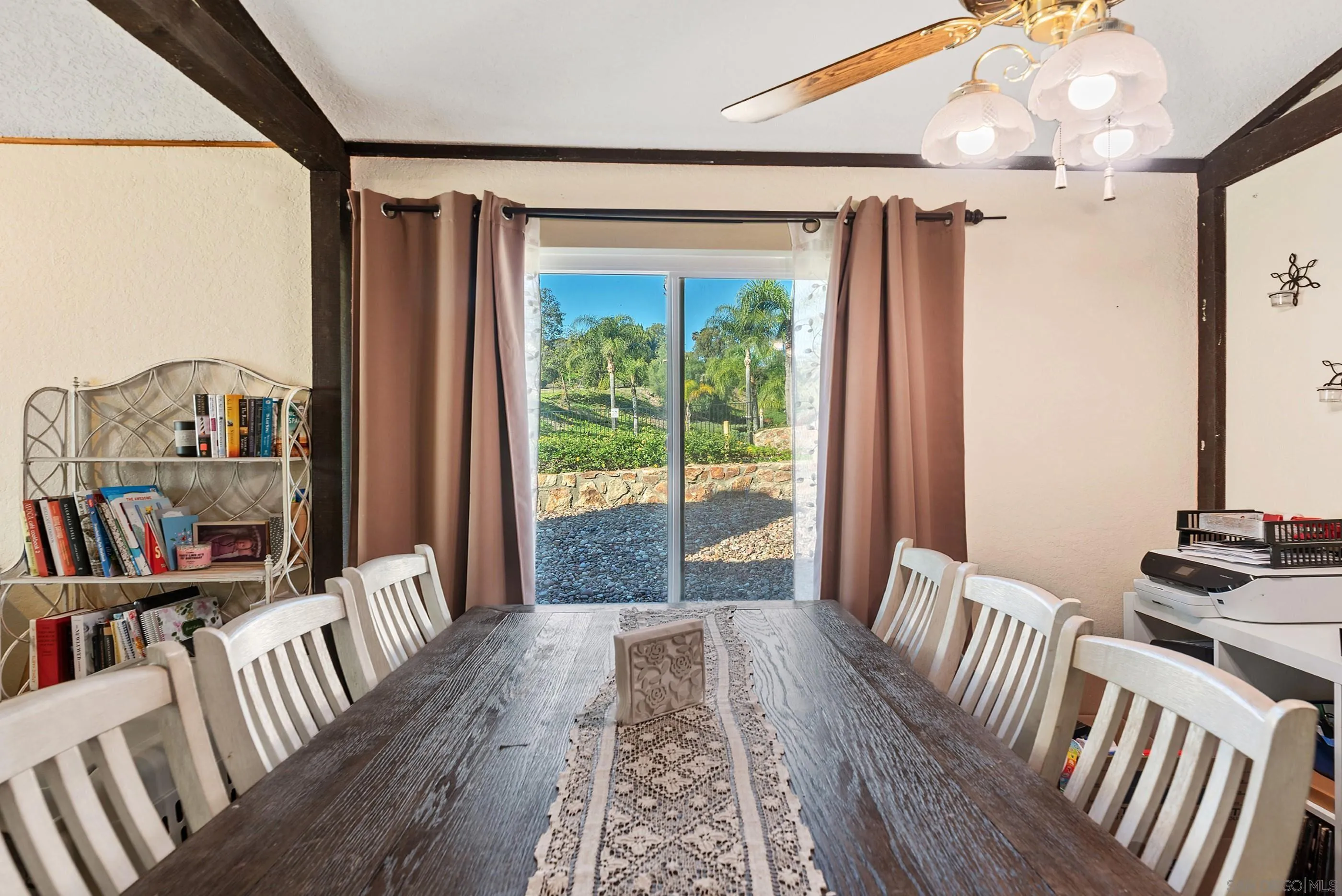 https://cdn.realtyfeed.com/cdn/127/250045396/7b2492a790d5034255587b5b1ceb6abb.webp