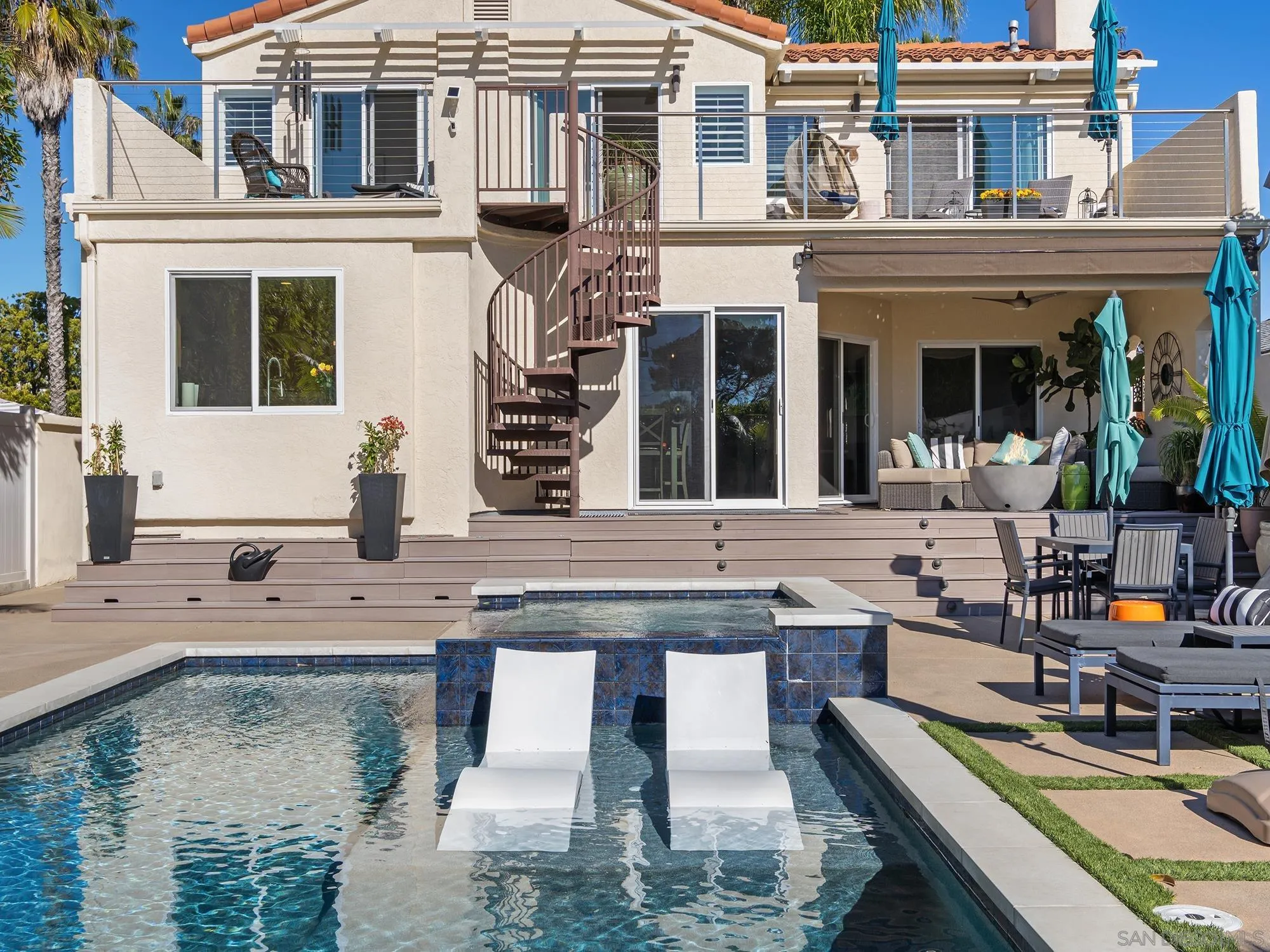 https://cdn.realtyfeed.com/cdn/127/250045420/2724d43e89ae711c6007bed066d48248.webp