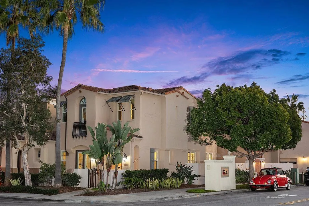 https://cdn.realtyfeed.com/cdn/127/250045423/69d4a98affb12adff465a4ce085b6630.webp