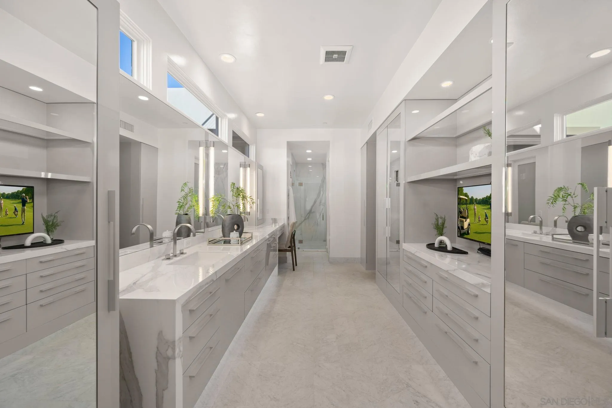 https://cdn.realtyfeed.com/cdn/127/250045449/310d1702749fbe8535276a0586ccd419.webp