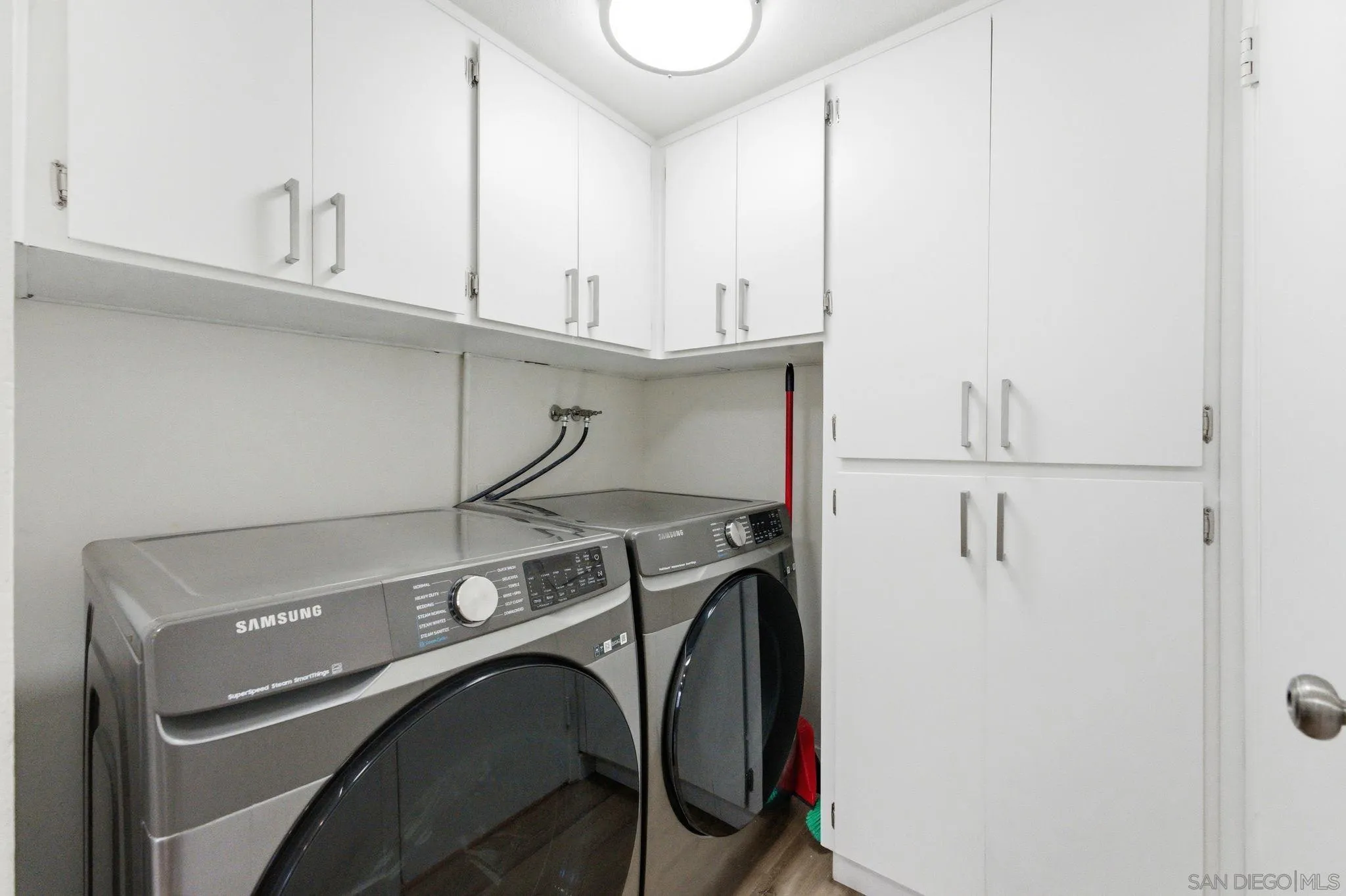 https://cdn.realtyfeed.com/cdn/127/250045472/4b592cdfa117491f8ebc5e906c6610f4.webp