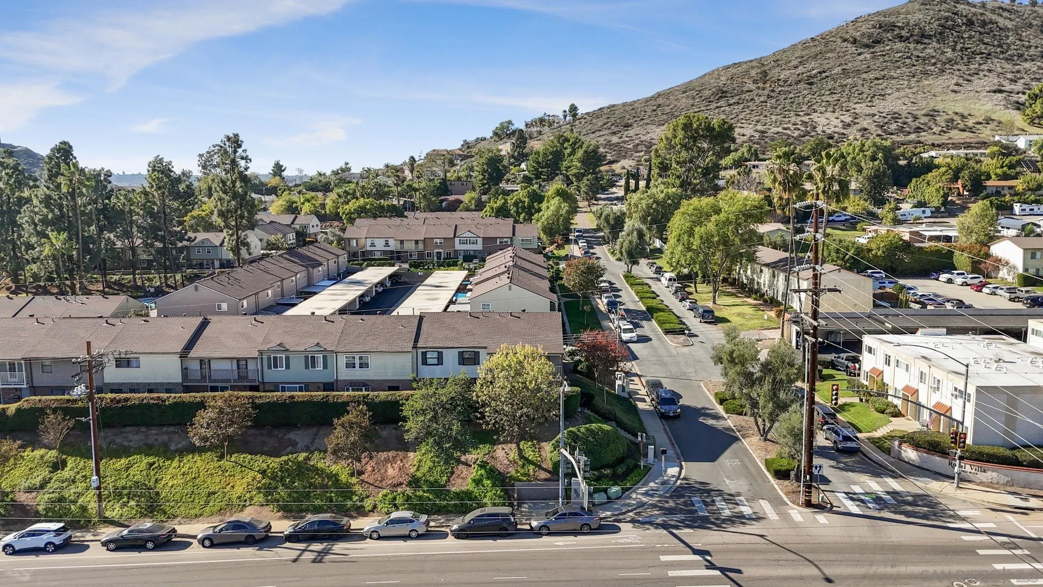 https://cdn.realtyfeed.com/cdn/127/250045472/57cde27cdad75fd18c4600b27a2dc68a.webp