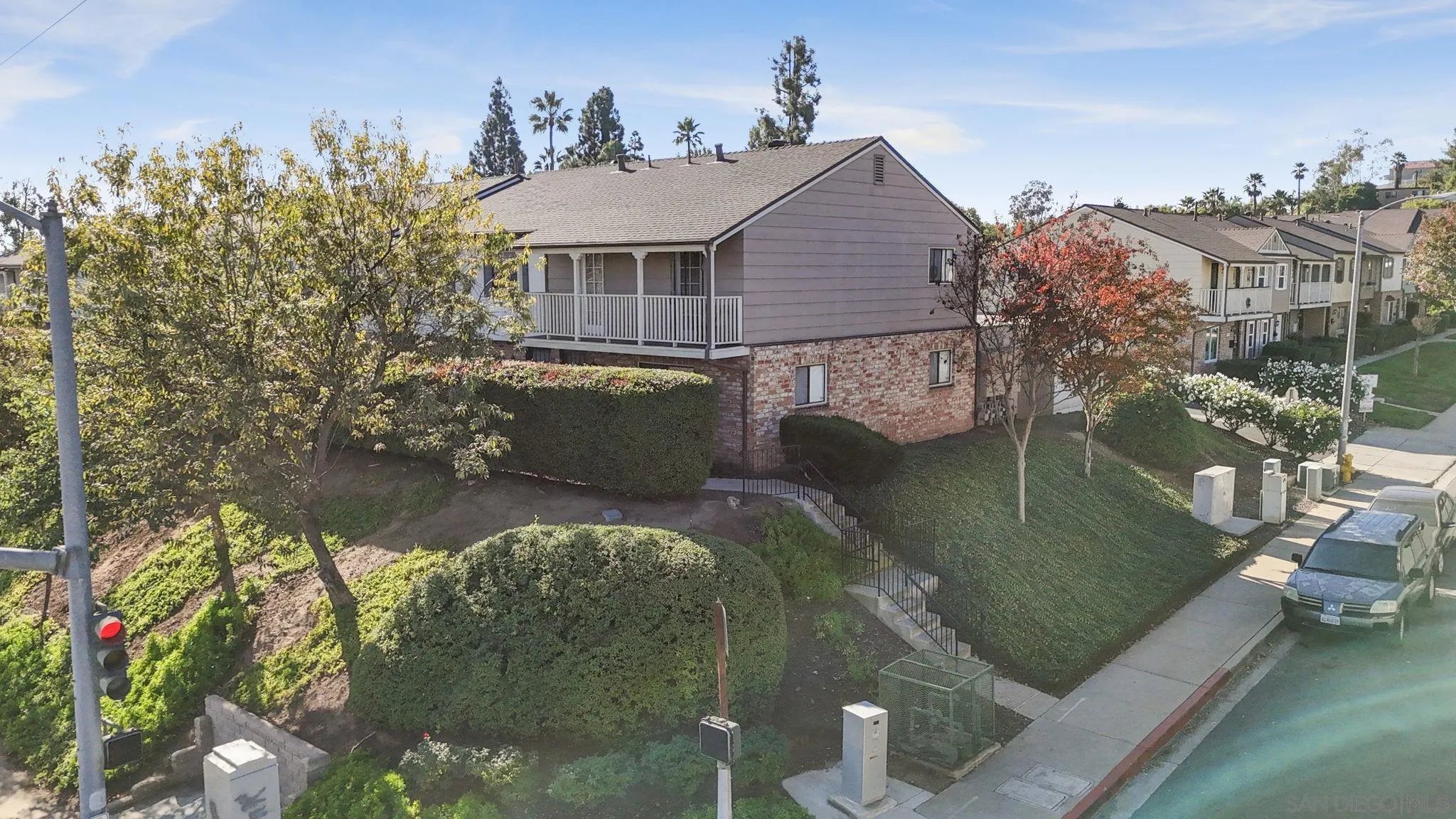 https://cdn.realtyfeed.com/cdn/127/250045472/676f0557618d86a2cb45fc14bc09f36e.webp