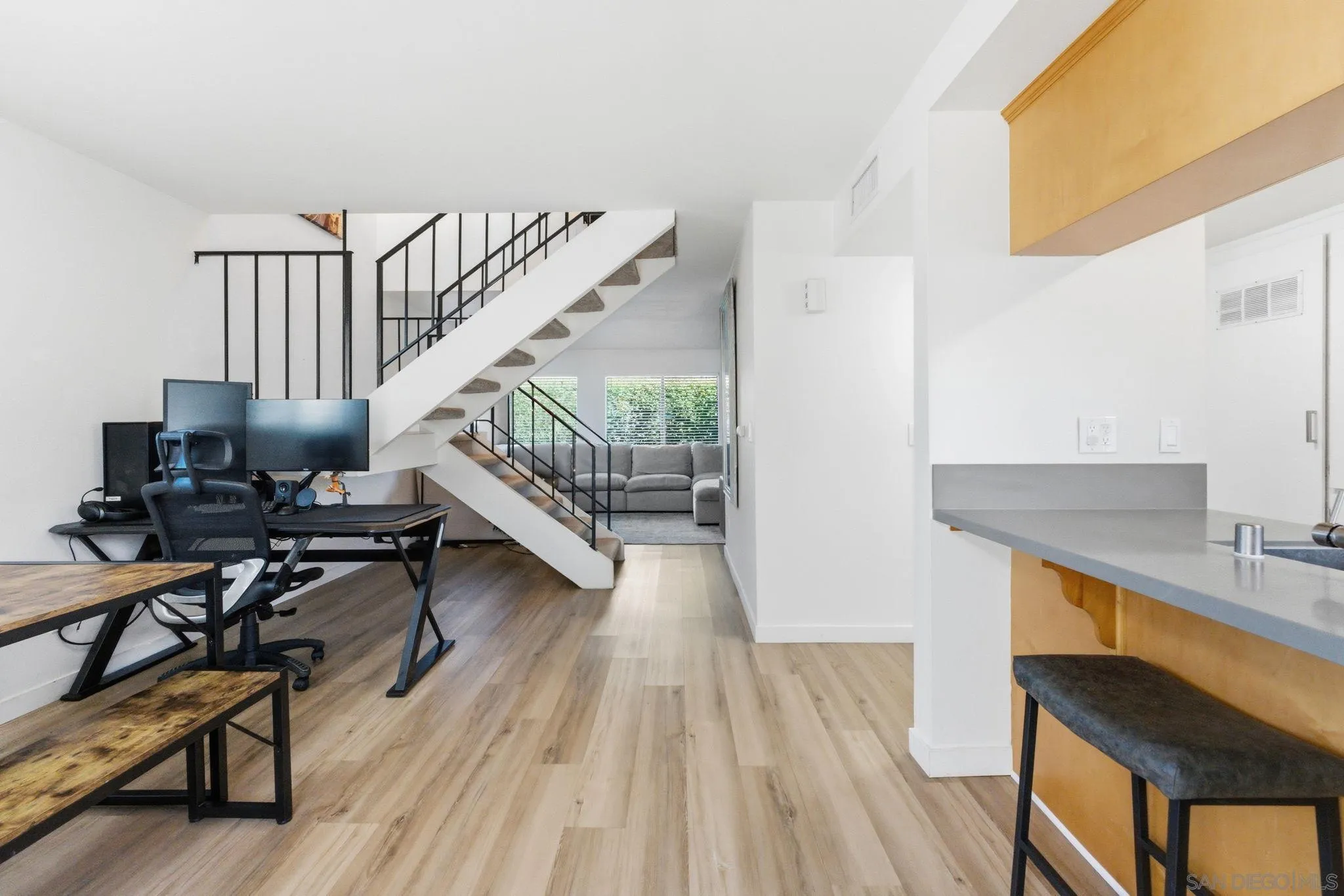 https://cdn.realtyfeed.com/cdn/127/250045472/8bdd32421eaae830695085db1f6fd37e.webp
