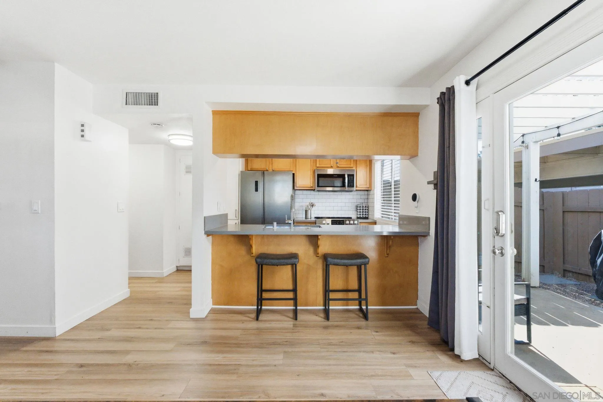 https://cdn.realtyfeed.com/cdn/127/250045472/d280c06519e36f5e6df1726e9e348583.webp