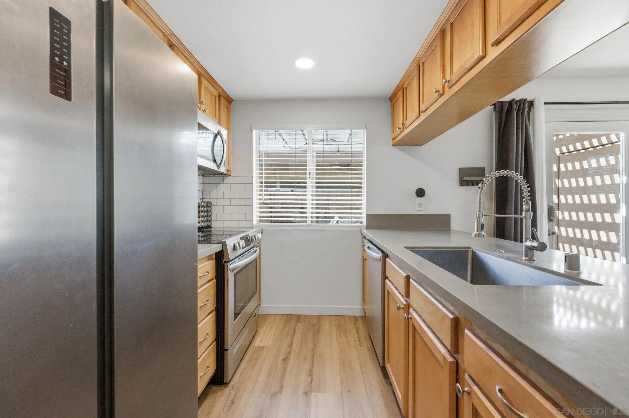 Photo #8: 250045472 Listing: Photo #8