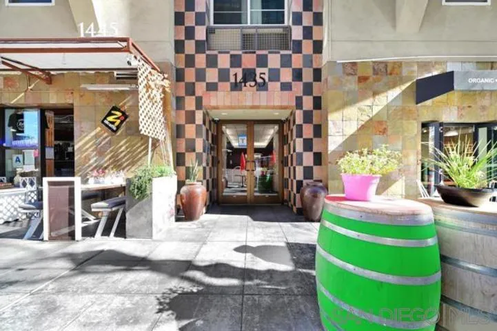 https://cdn.realtyfeed.com/cdn/127/250045481/f88ce509d0890272cd37583666183a60.webp
