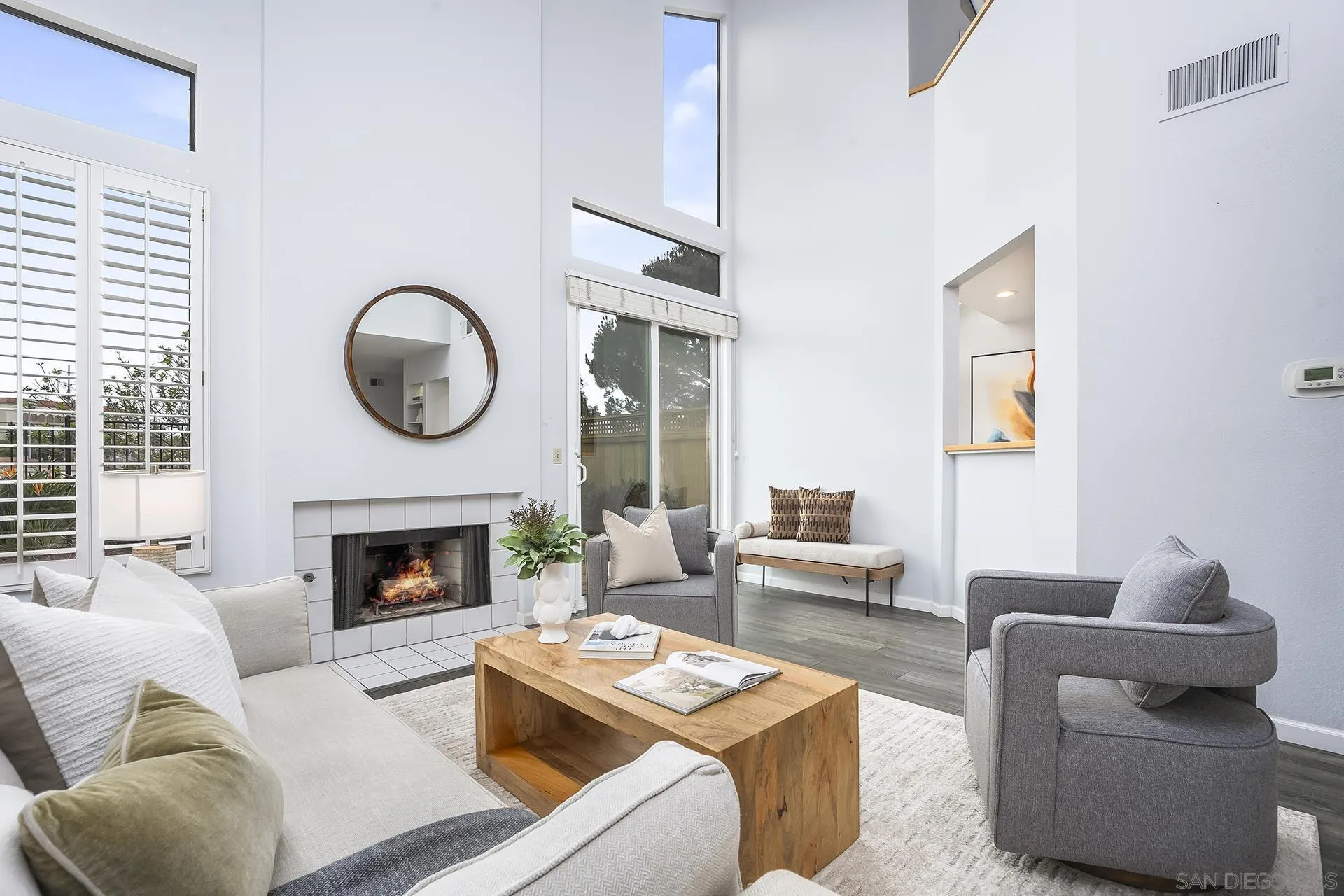 Photo #2: 250045483 Listing: Photo #2