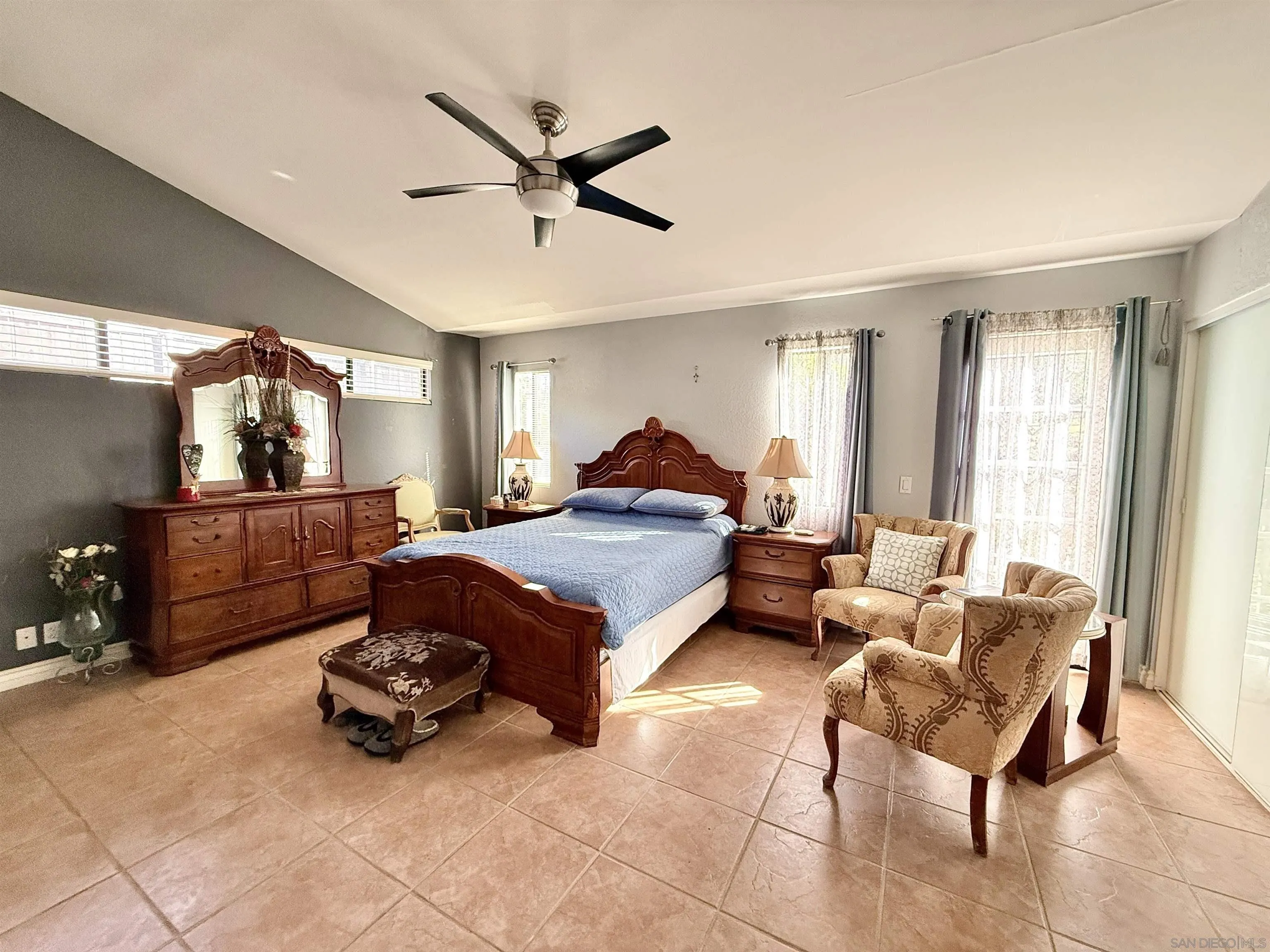 1423 Vista Grande Rd, El Cajon, CA, 92019