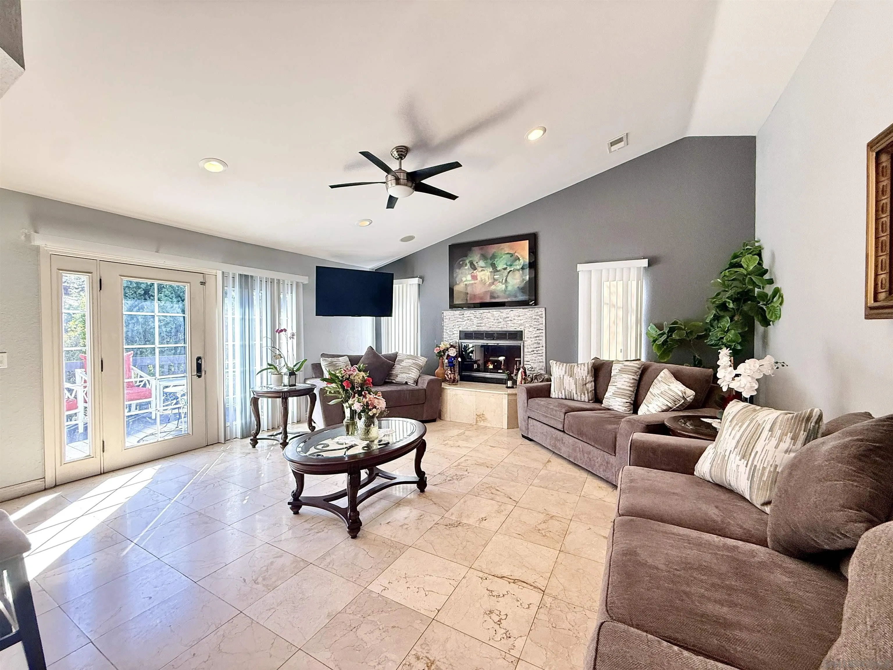 1423 Vista Grande Rd, El Cajon, CA, 92019