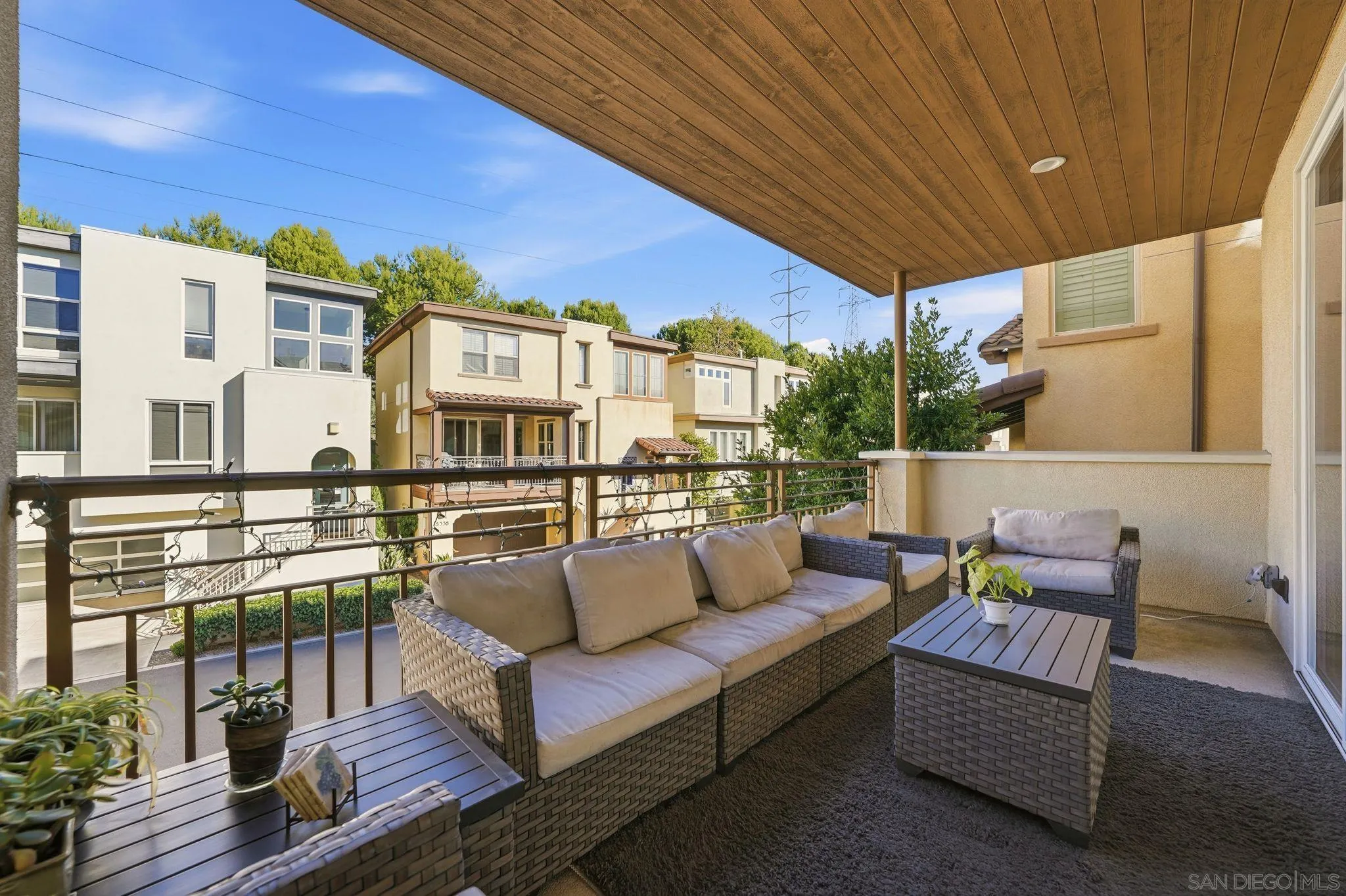 https://cdn.realtyfeed.com/cdn/127/250045486/c9b76c9e0f947562a0aae1c4a7c533eb.webp