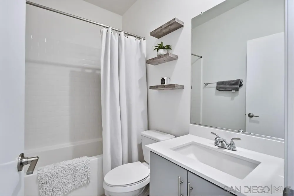 https://cdn.realtyfeed.com/cdn/127/250045527/097868ef1ab13d5030df19c06b8611c8.webp
