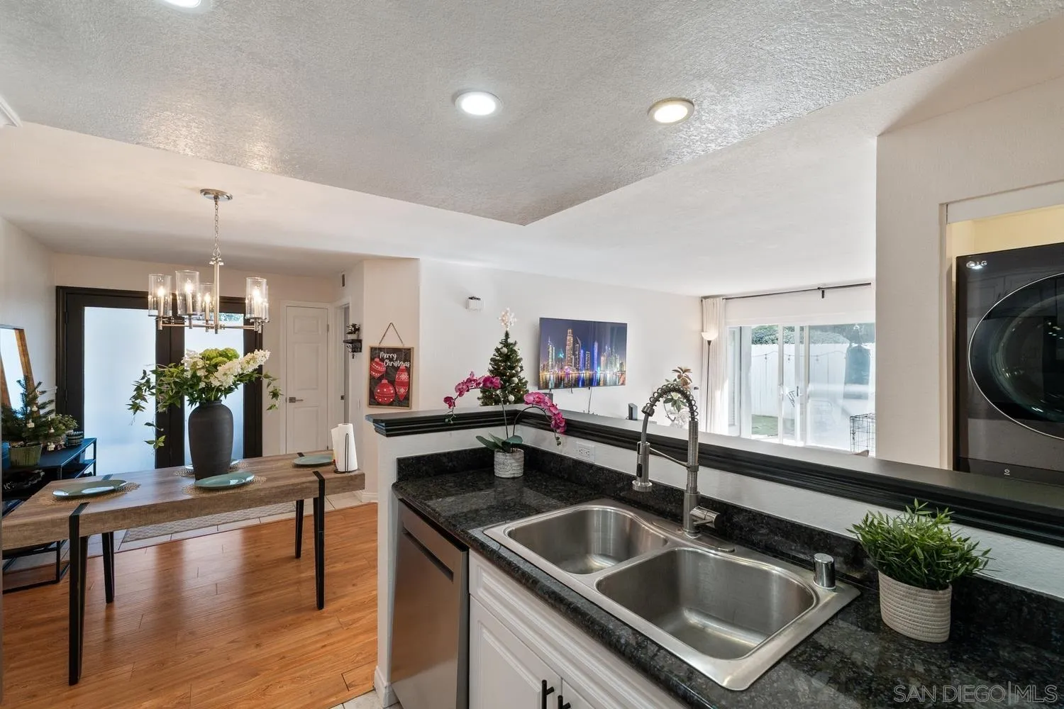 https://cdn.realtyfeed.com/cdn/127/250045546/c99e4371249427b0ed465cb6961313b7.webp