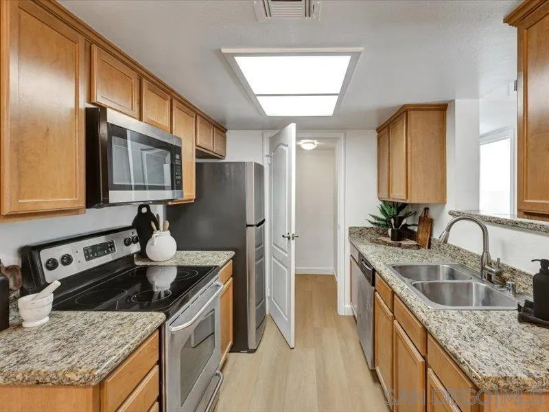 Photo #6: 250045580 Listing: Photo #6