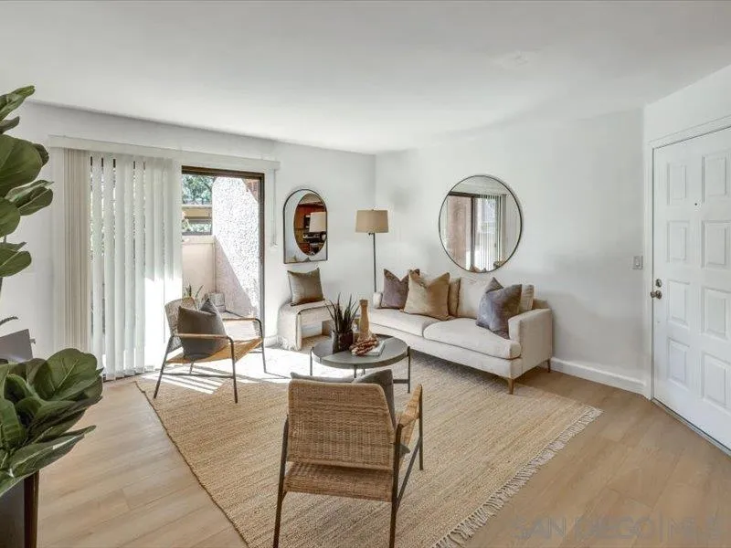 Photo #2: 250045580 Listing: Photo #2