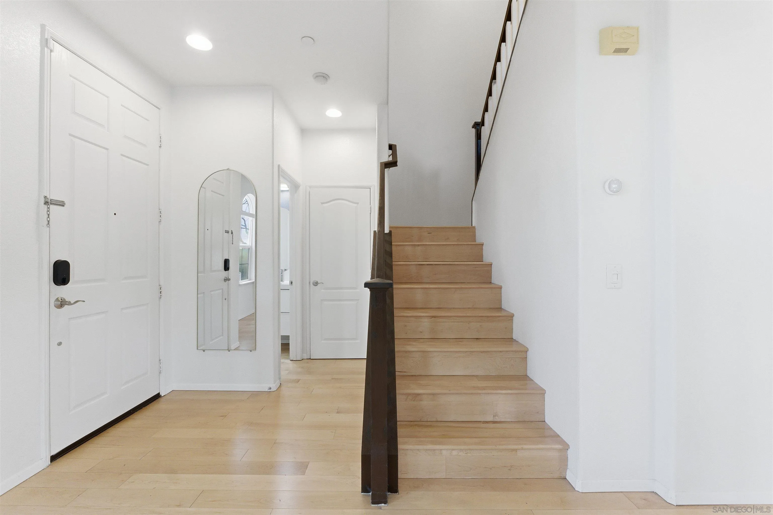 Photo #14: 250045582 Listing: Photo #14