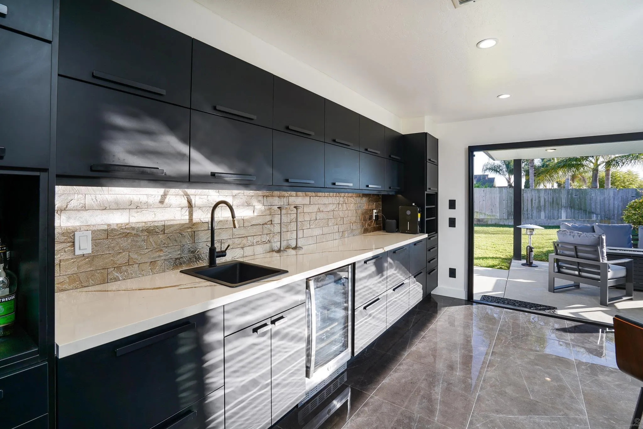 https://cdn.realtyfeed.com/cdn/127/250045584/68cd3704aa824420f70c5fd69f241949.webp