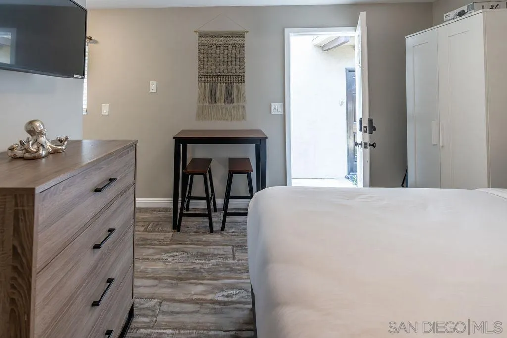 841 Beryl st UNIT A, San Diego, CA, 92109