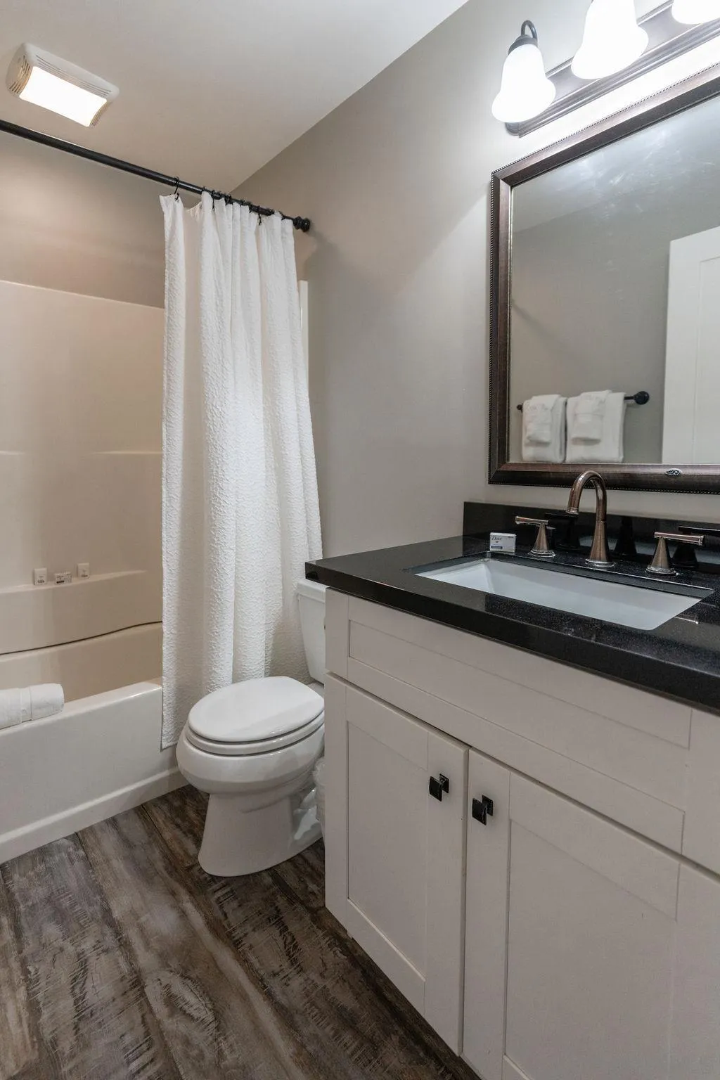 841 Beryl st UNIT A, San Diego, CA, 92109