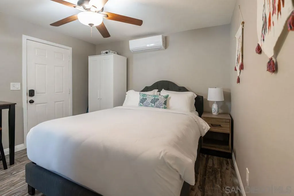 841 Beryl st UNIT A, San Diego, CA, 92109