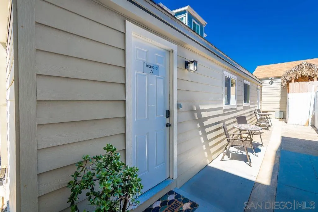 841 Beryl st UNIT A, San Diego, CA, 92109