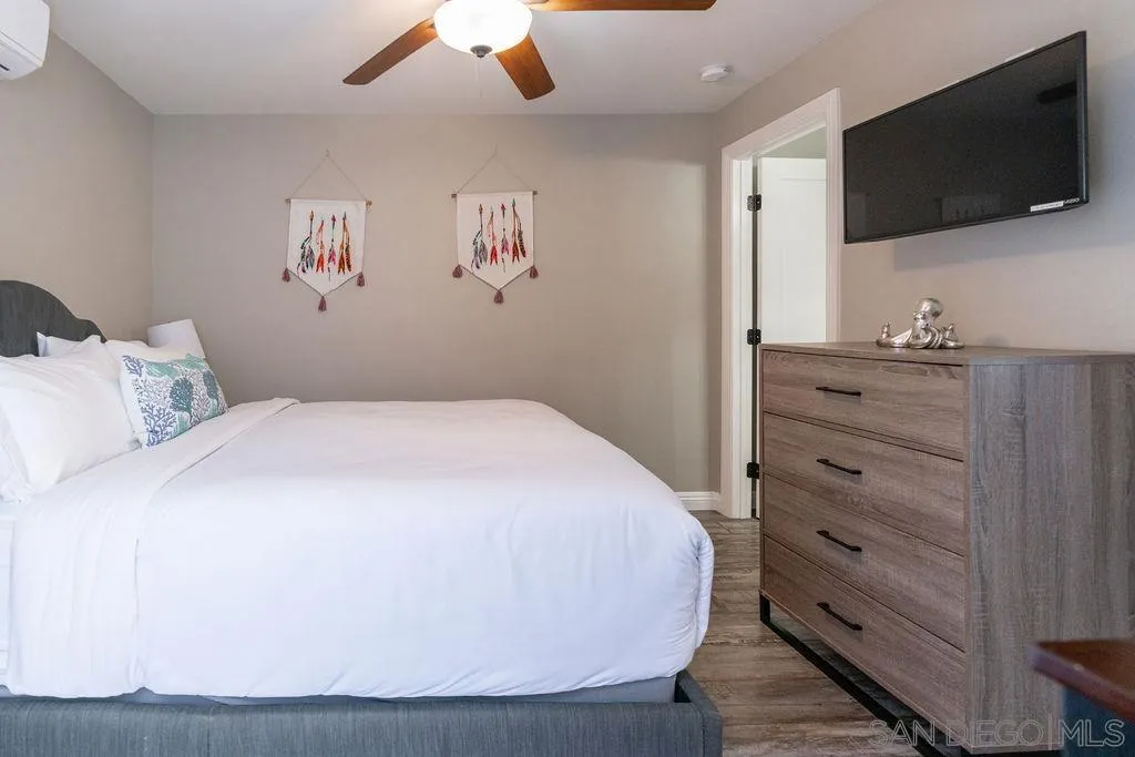 841 Beryl st UNIT A, San Diego, CA, 92109