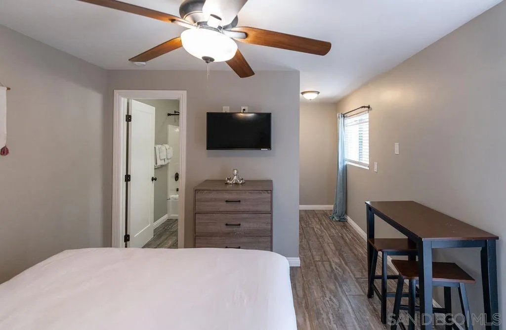 841 Beryl st UNIT A, San Diego, CA, 92109