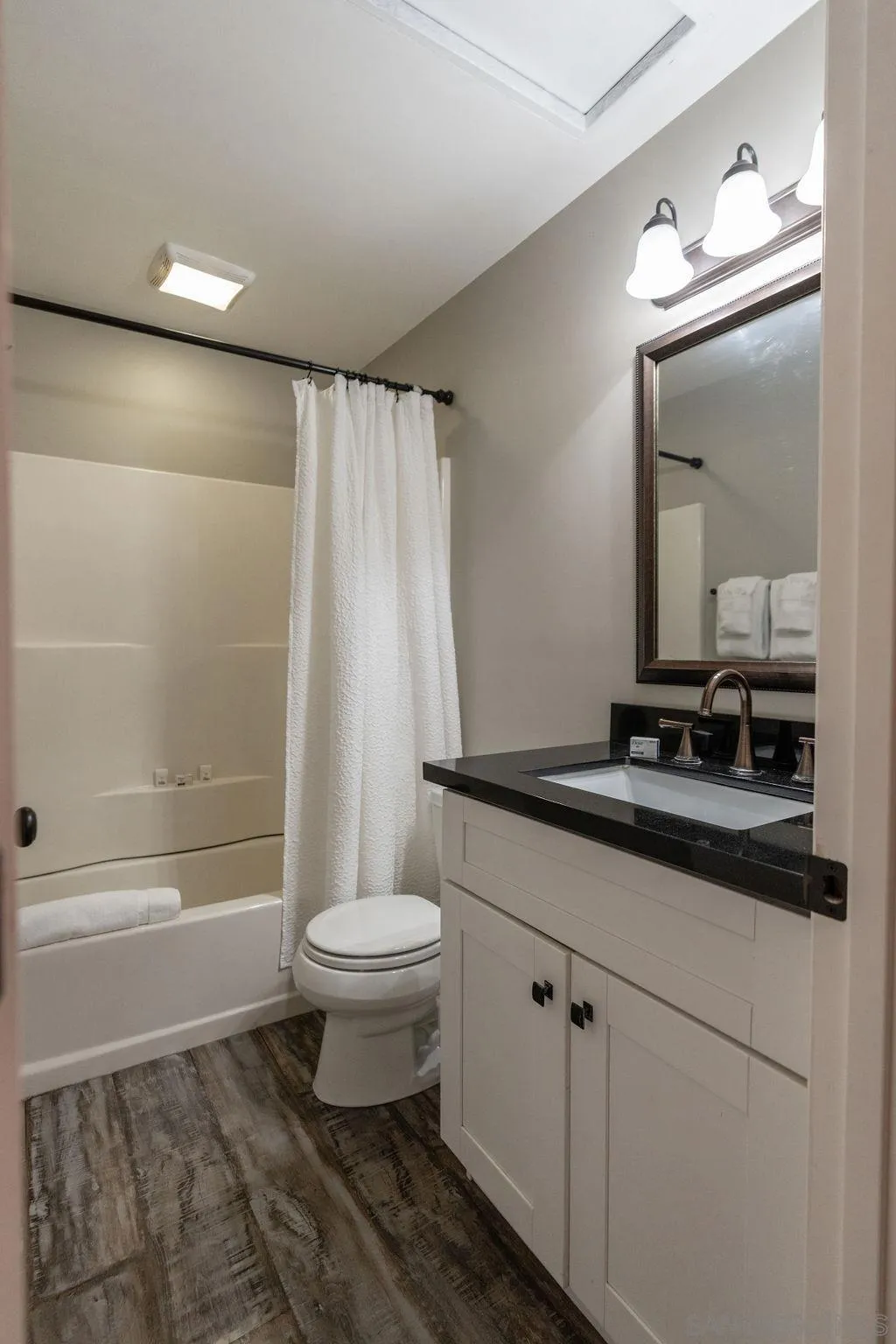 841 Beryl st UNIT A, San Diego, CA, 92109