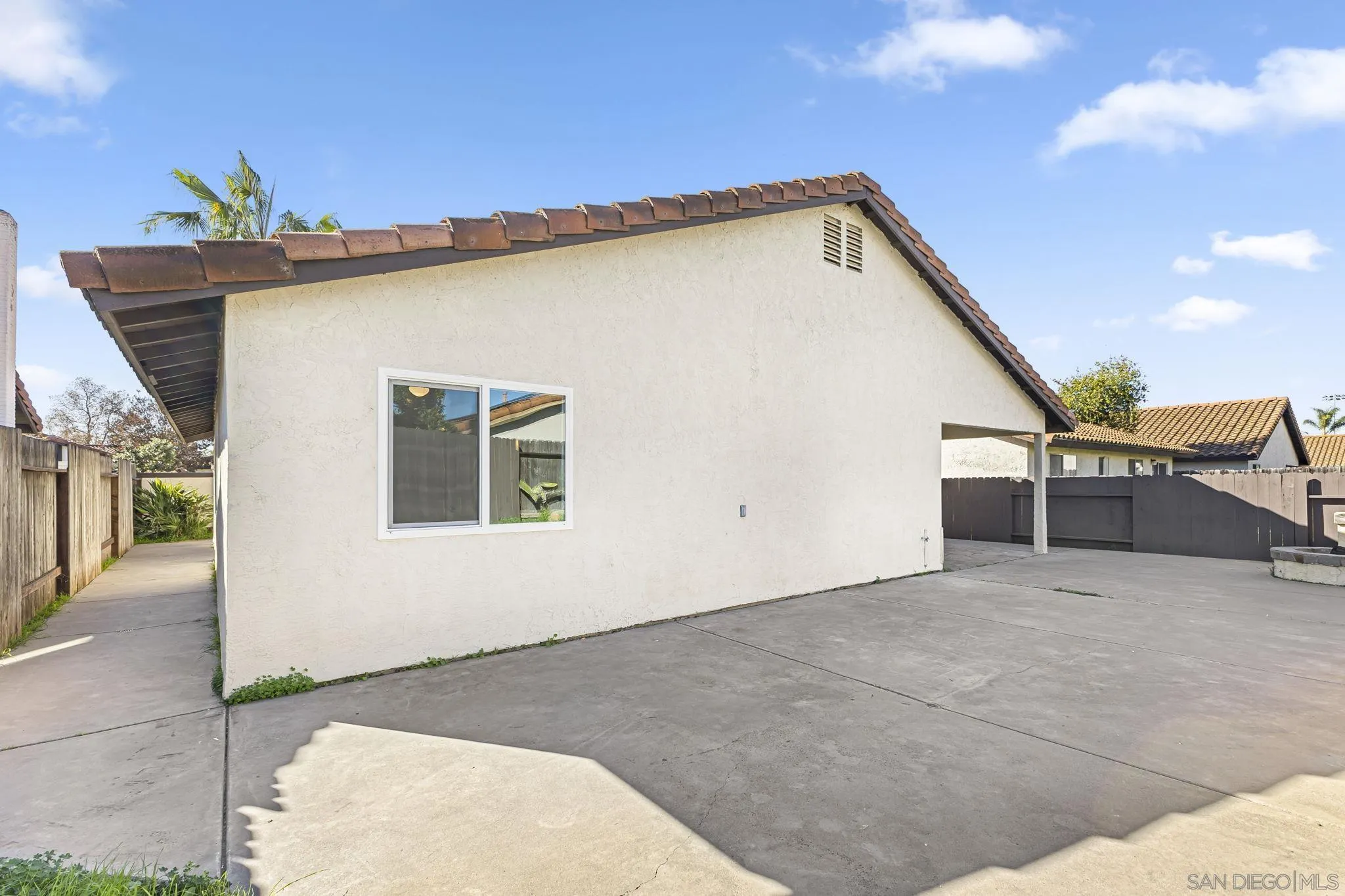 https://cdn.realtyfeed.com/cdn/127/250045620/d5a3aa149f374d431530de4f18d4b43f.webp