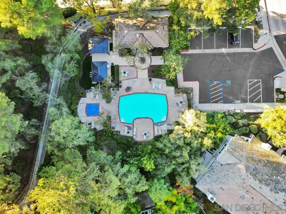 Photo #34: 250045627 Listing: Photo #34