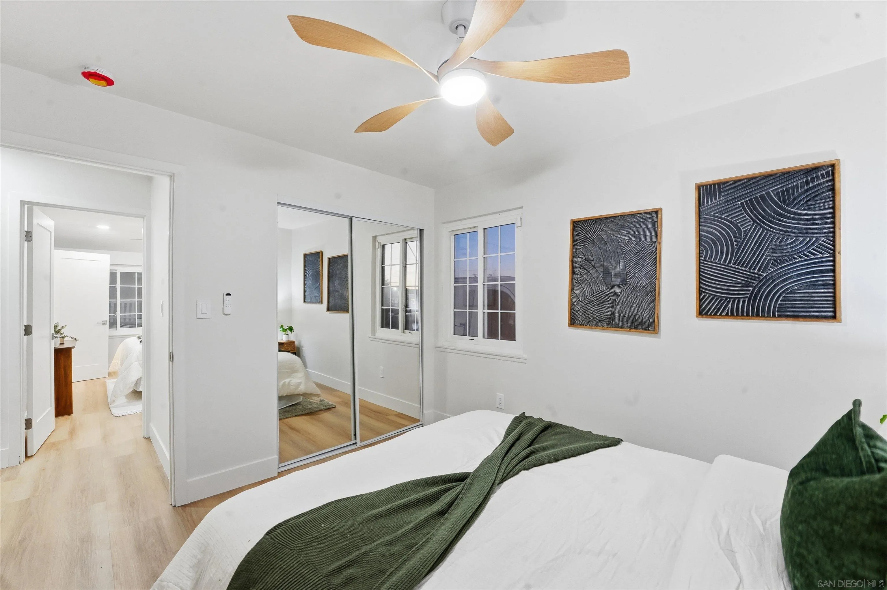 https://cdn.realtyfeed.com/cdn/127/250045628/80c75220eeefb25db31598197d1d3328.webp