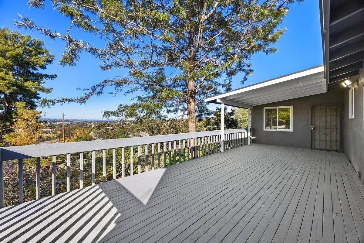 https://cdn.realtyfeed.com/cdn/127/250045629/0750ab2922a39149b17dd134832887a4.webp
