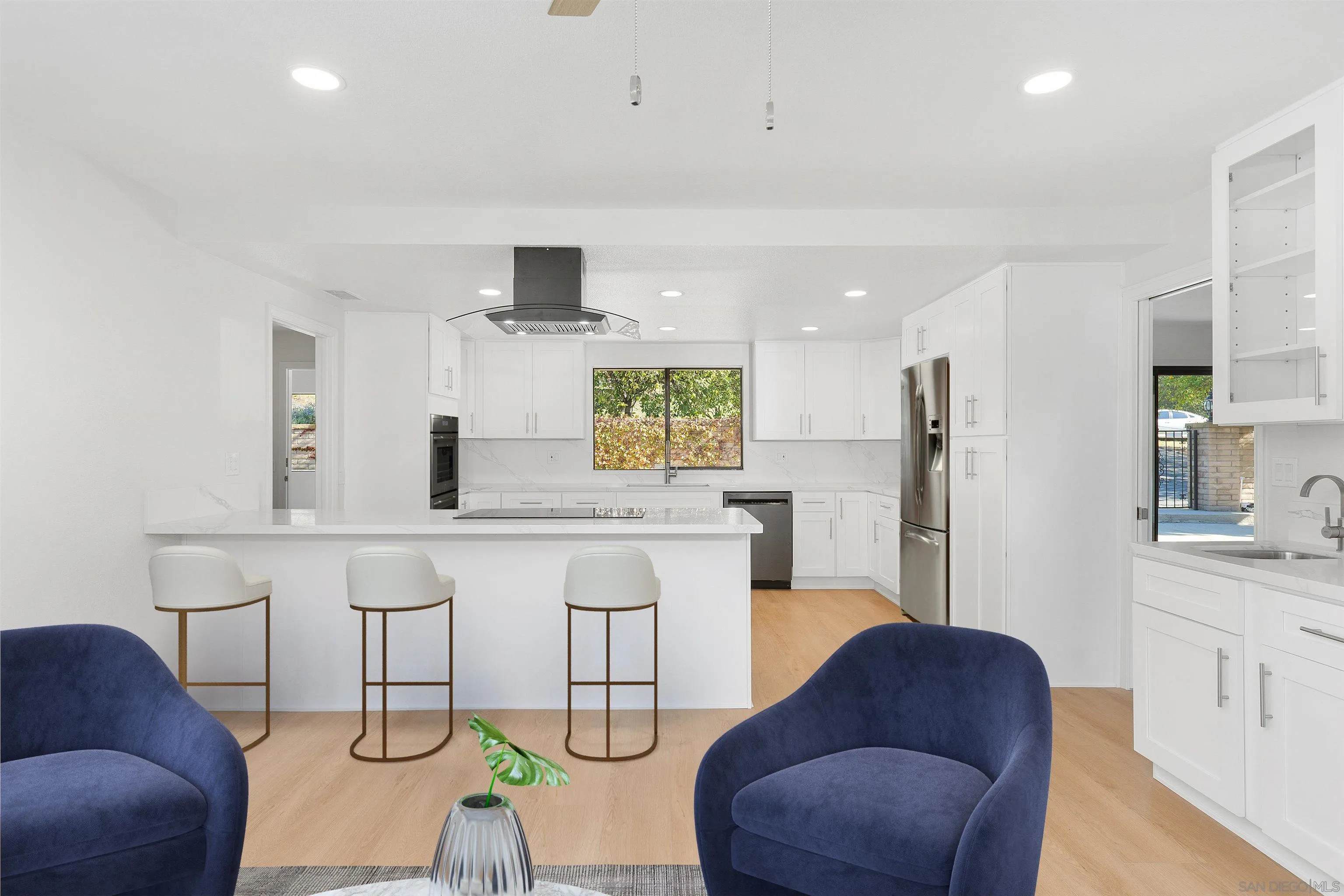 https://cdn.realtyfeed.com/cdn/127/250045645/3ea0e1c8c39233f397cb96650d206762.webp