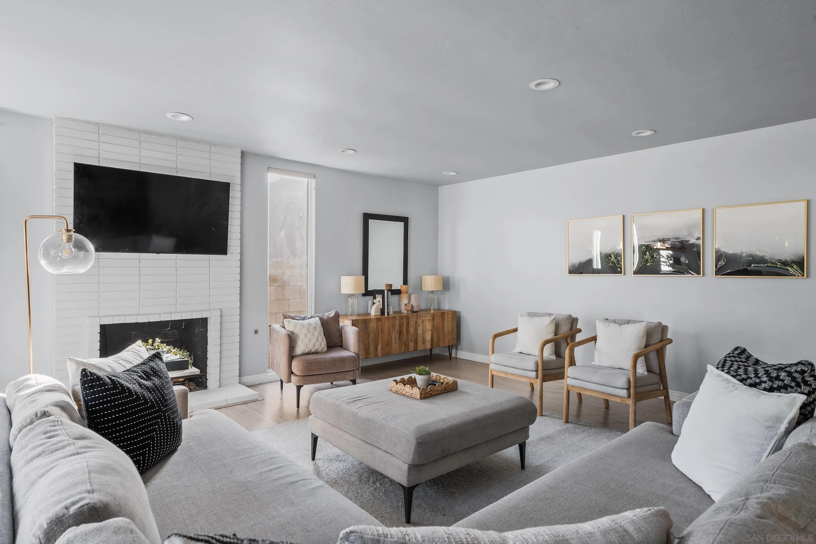 https://cdn.realtyfeed.com/cdn/127/250045662/2496f460cb6a437af3630f5846820bf8.webp