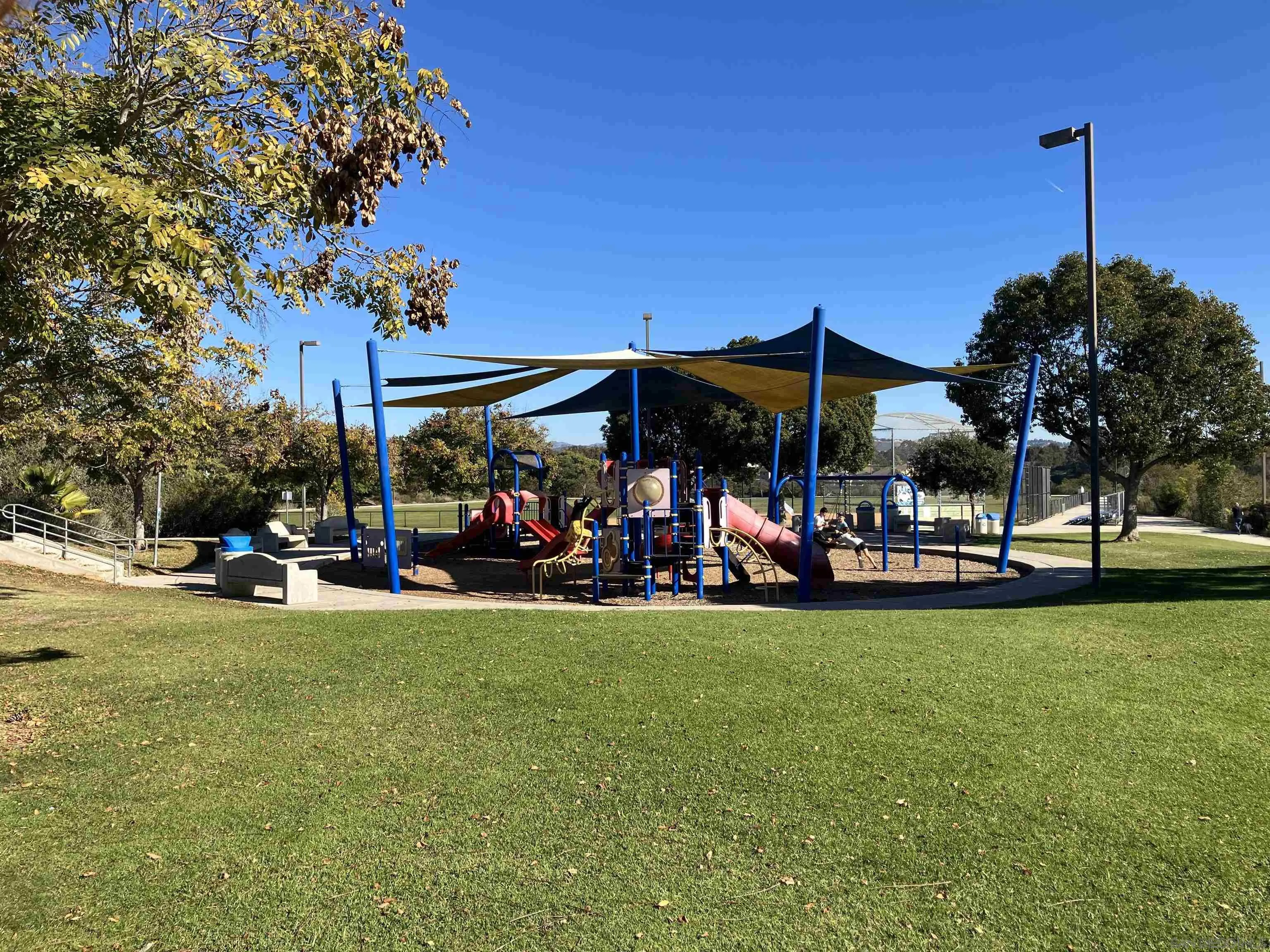 Photo #33: 250045677 Listing: Photo #33