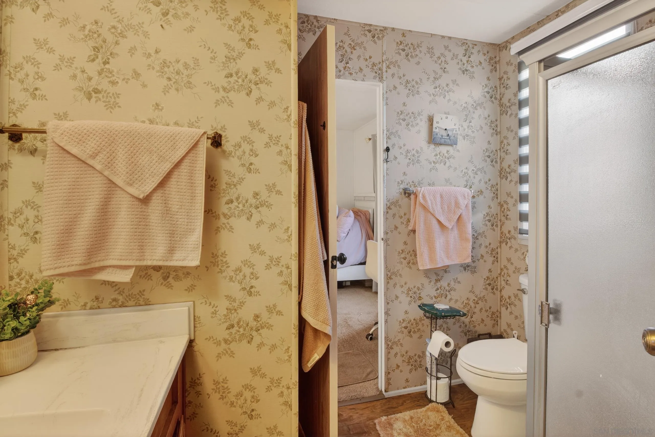https://cdn.realtyfeed.com/cdn/127/250045696/80fd063fa96f86e16af958061f57026d.webp