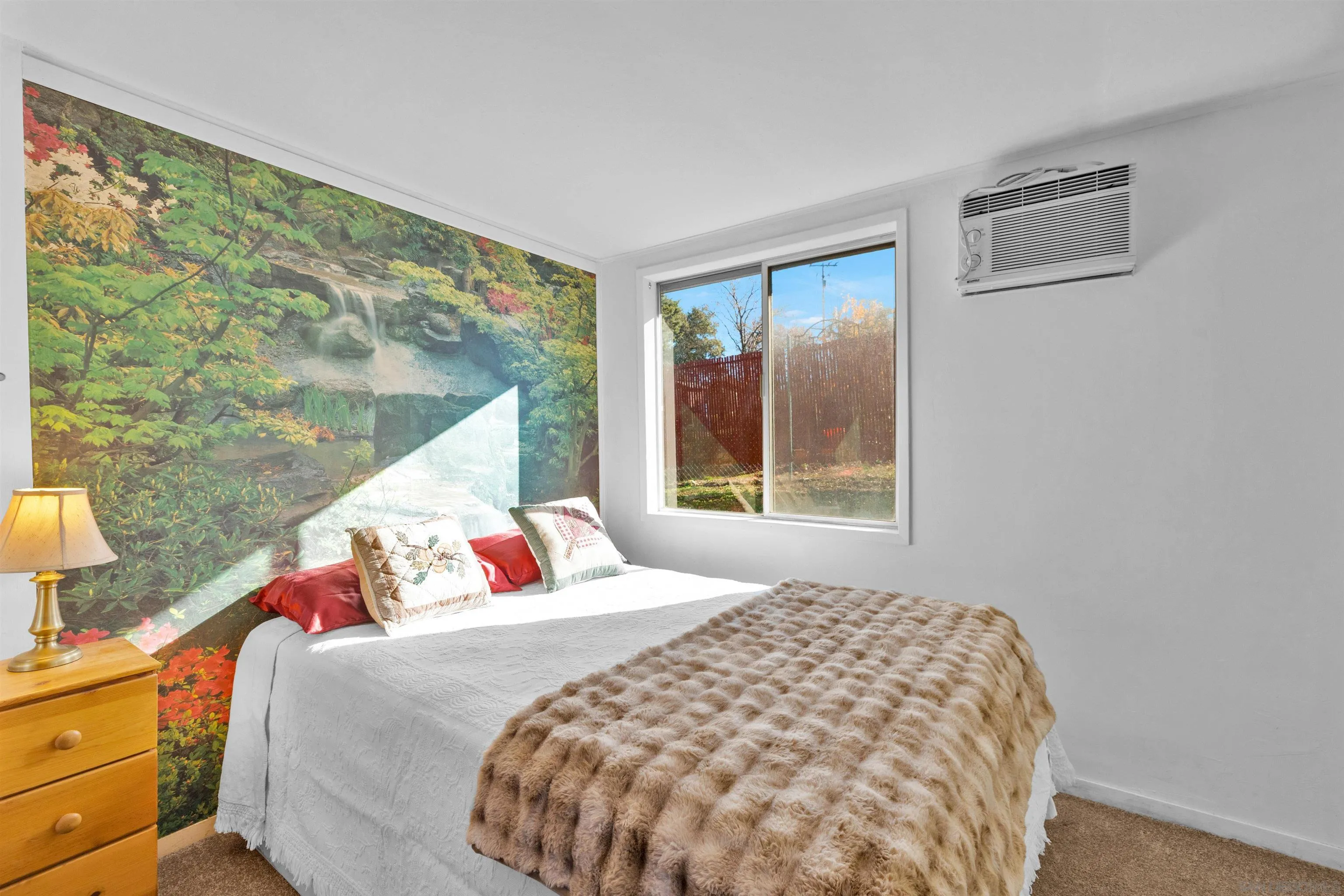 https://cdn.realtyfeed.com/cdn/127/250045710/d5bb982140282823f4118edba2136810.webp