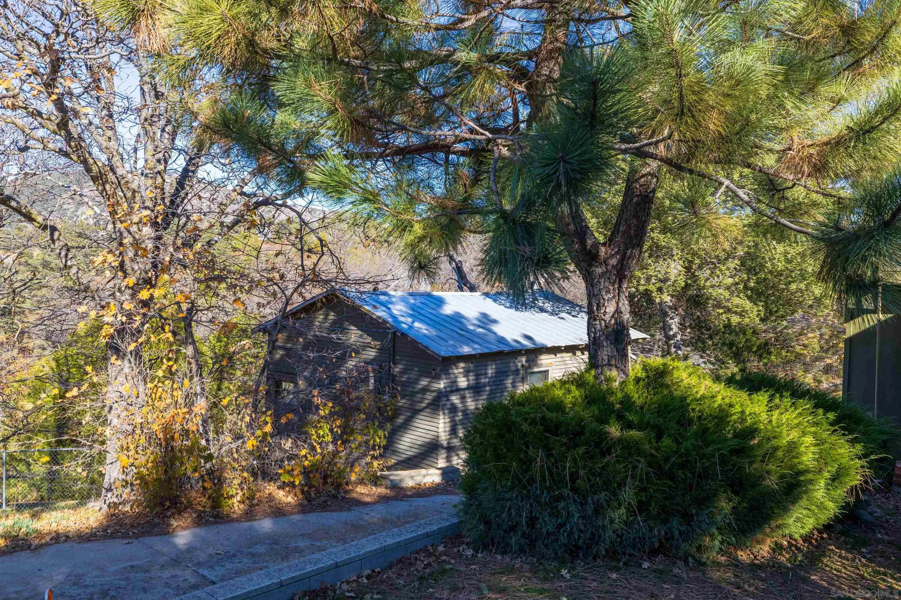 https://cdn.realtyfeed.com/cdn/127/250045710/e0d4f9d7c2545996de4b6e0381c71605.webp