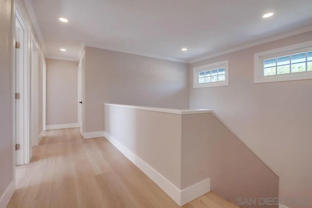https://cdn.realtyfeed.com/cdn/127/250045725/4ff4640319d10e8e7798be38750763f3.webp