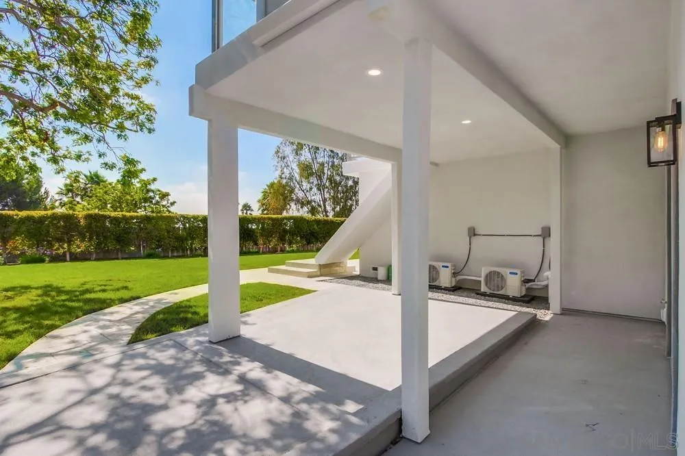 https://cdn.realtyfeed.com/cdn/127/250045725/d91af5270245d2a5126f18ea3ad0e3af.webp