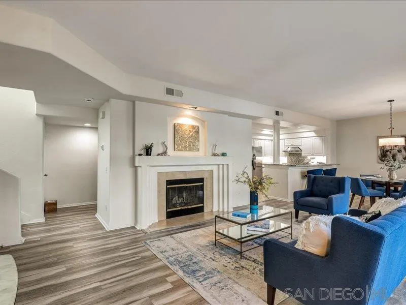 La Jolla, CA 92037