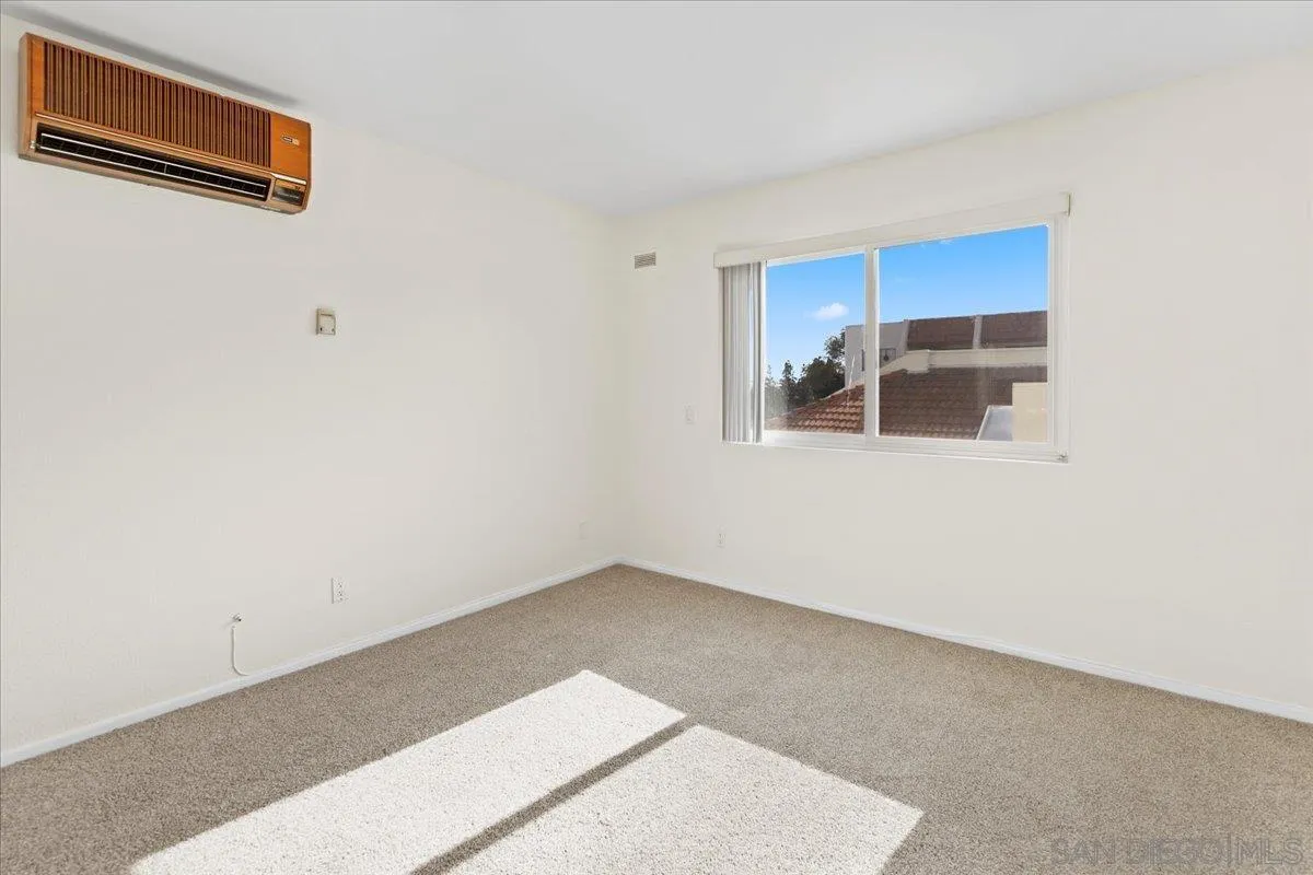 Photo #22: 250045738 Listing: Photo #22